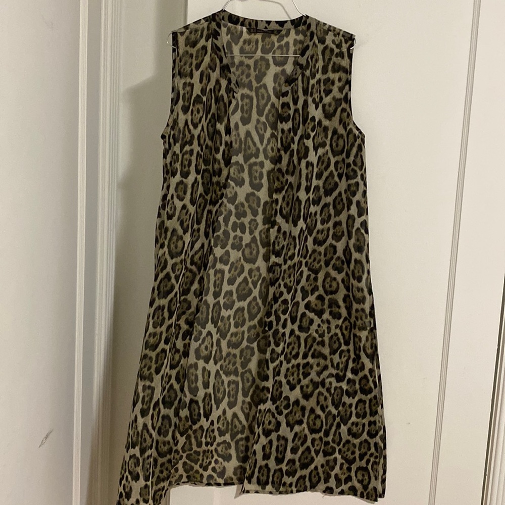 ZARA Chaleco animal print